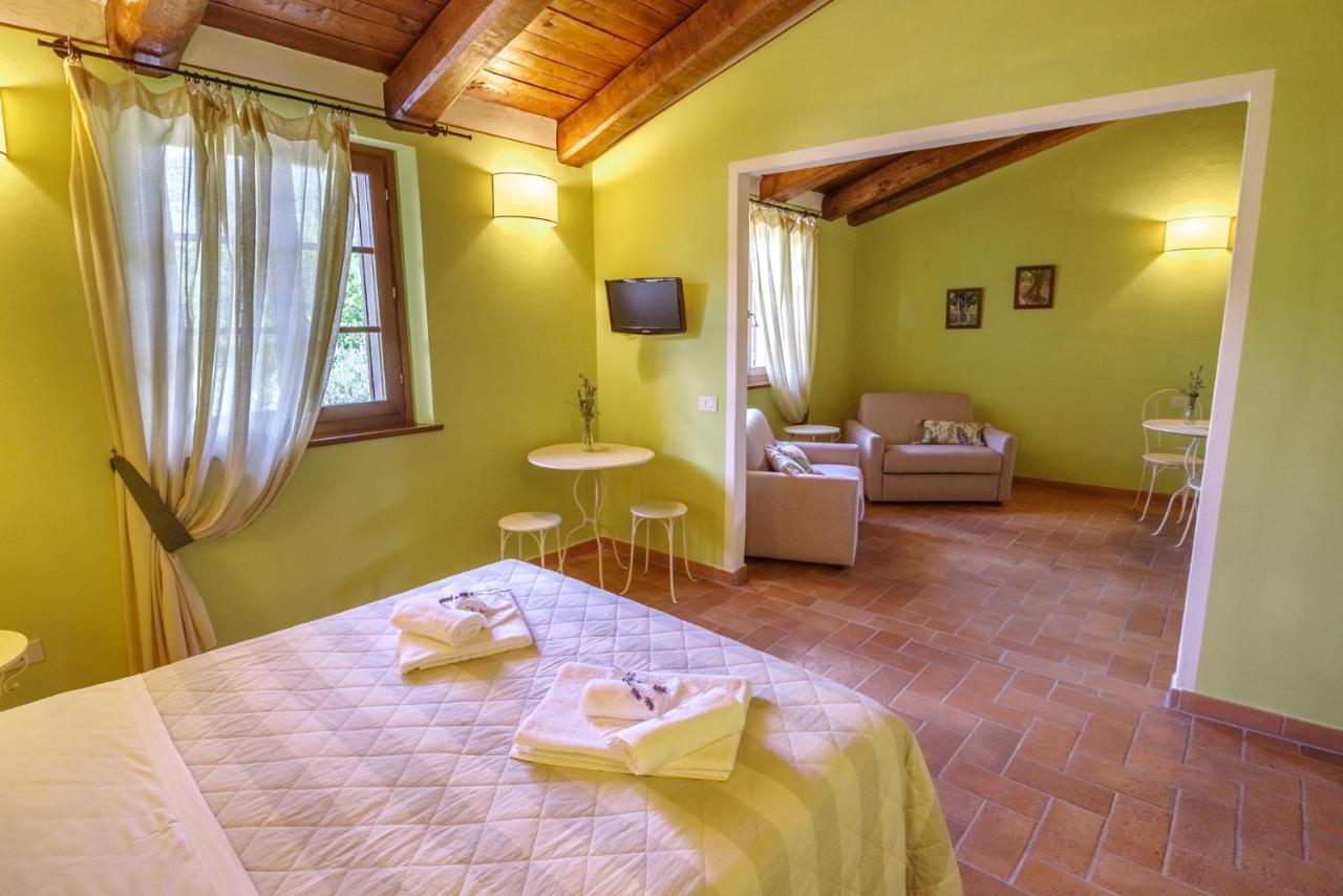Agriturismo Le Vigne Foligno Exterior photo