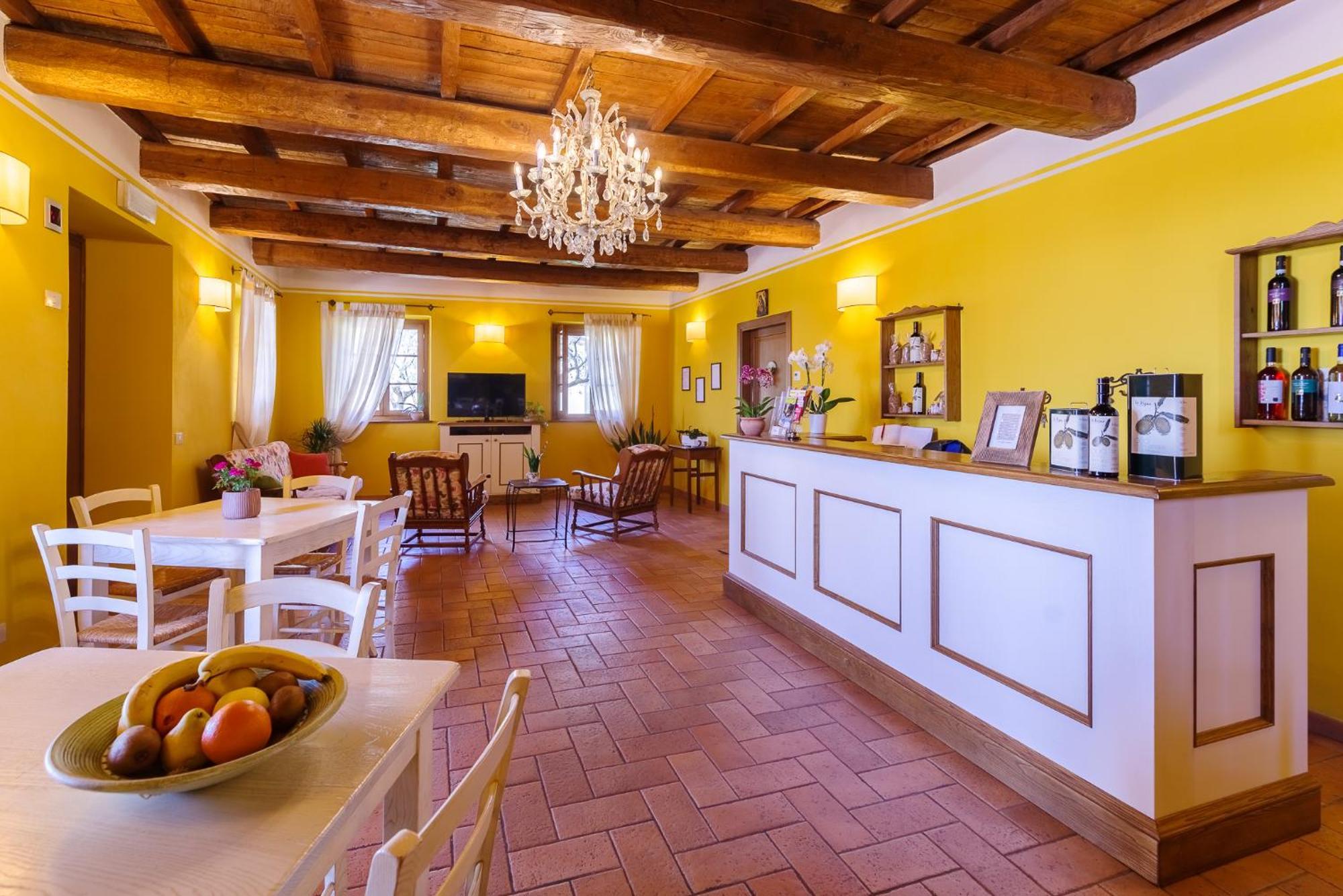 Agriturismo Le Vigne Foligno Exterior photo